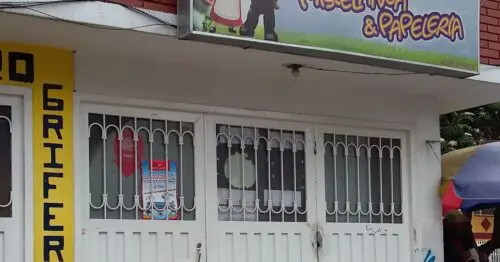 MISCELANEA & PAPELERIA GNOMEO Y JULIETA